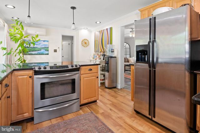 214 SUMNER RD, Annapolis, MD 21401