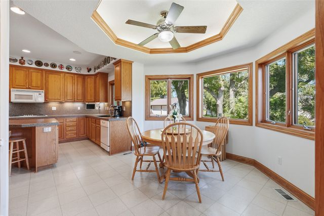 115 E Pine Ridge Drive, Polk City, IA 50226