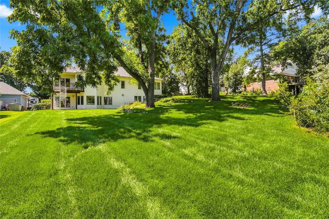 115 E Pine Ridge Drive, Polk City, IA 50226