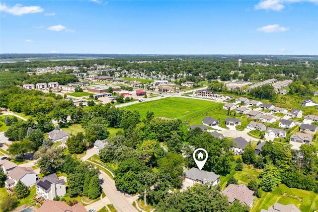 115 E Pine Ridge Drive, Polk City, IA 50226