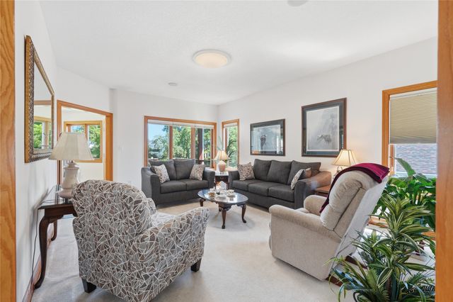 115 E Pine Ridge Drive, Polk City, IA 50226