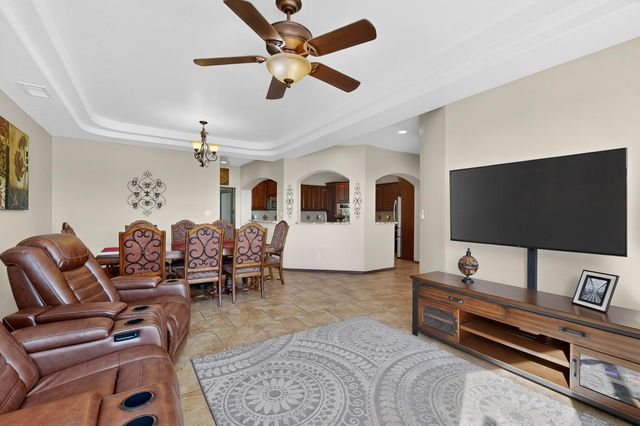 1715 Bluffside Drive NW, Albuquerque, NM 87105