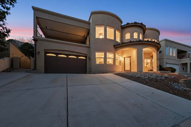 1715 Bluffside Drive NW, Albuquerque, NM 87105