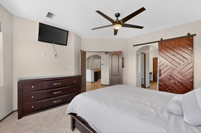 1715 Bluffside Drive NW, Albuquerque, NM 87105