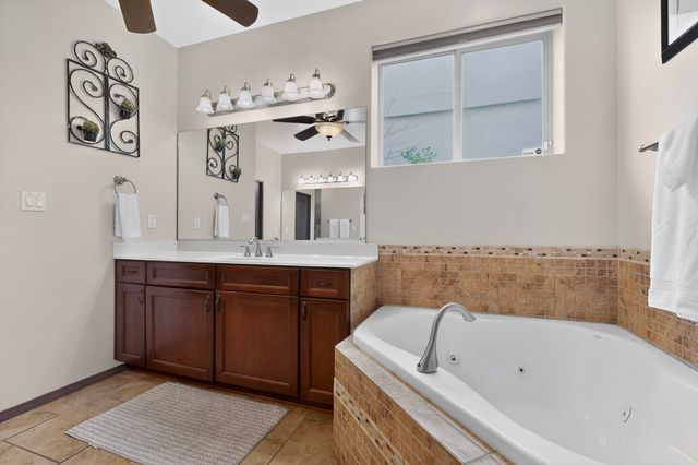 1715 Bluffside Drive NW, Albuquerque, NM 87105