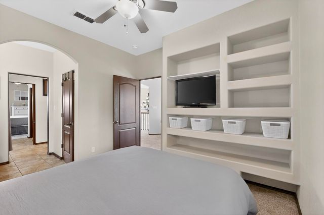 1715 Bluffside Drive NW, Albuquerque, NM 87105