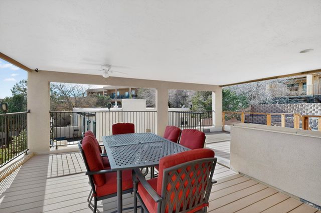 1715 Bluffside Drive NW, Albuquerque, NM 87105