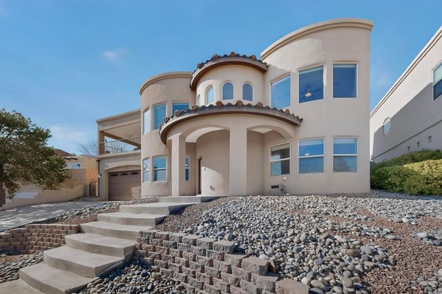 1715 Bluffside Drive NW, Albuquerque, NM 87105