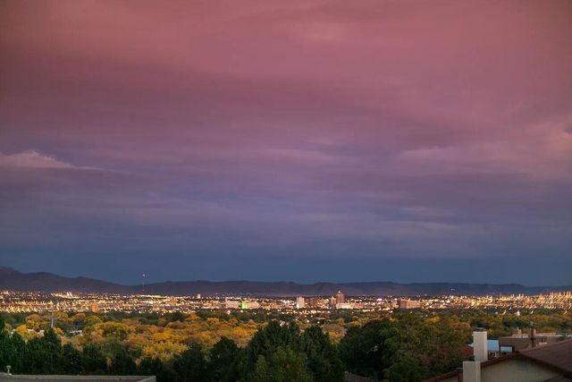 1715 Bluffside Drive NW, Albuquerque, NM 87105