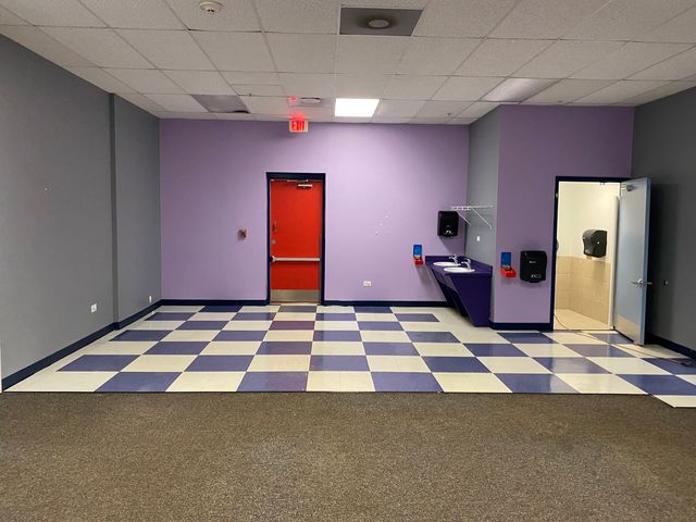 227 GRAND Avenue, Bensenville, IL 60106