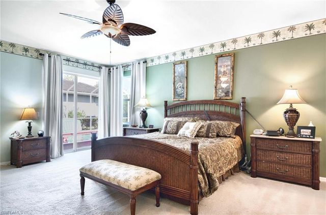 816 Mount Hood CT, Naples, FL 34104