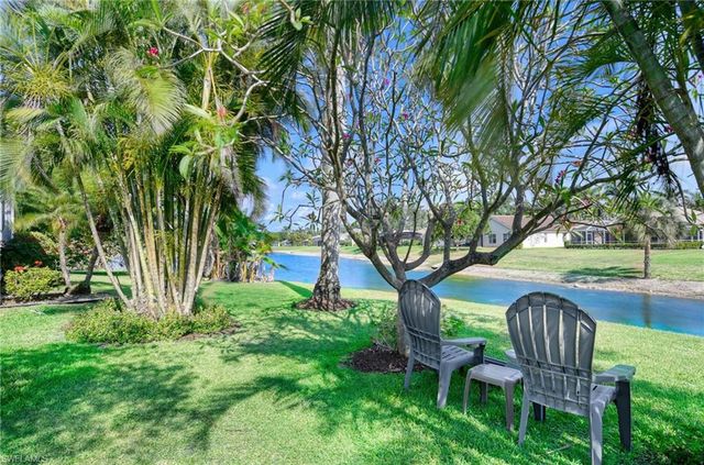 816 Mount Hood CT, Naples, FL 34104