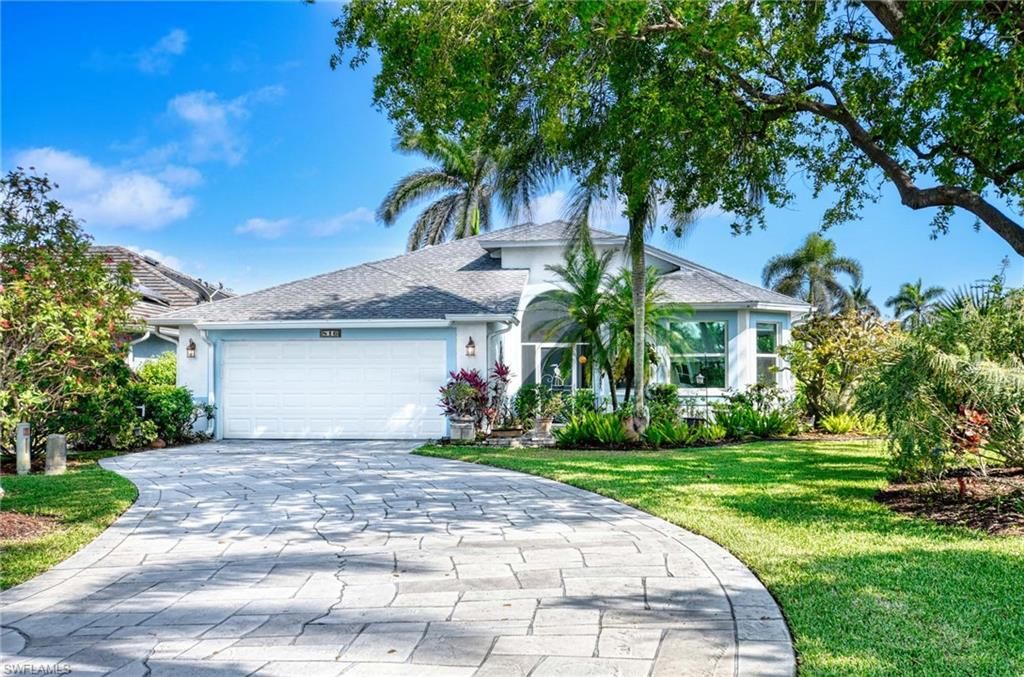 816 Mount Hood CT, Naples, FL 34104