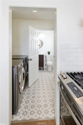 12629 Wixom Street, North Hollywood, CA 91605