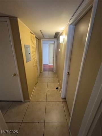 3055 Key Largo Drive 204, Las Vegas, NV 89120