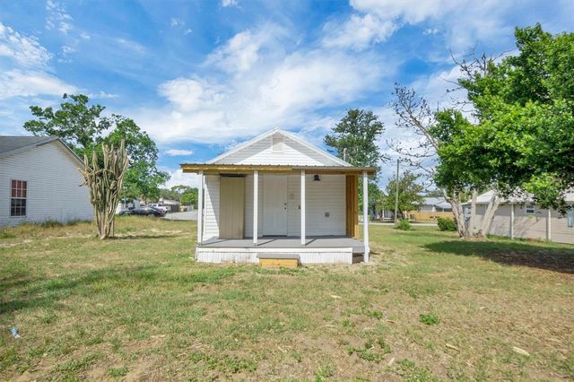 209 PINEY AVENUE, Lake Wales, FL 33898