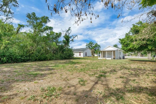 209 PINEY AVENUE, Lake Wales, FL 33898