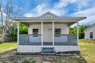 209 PINEY AVENUE, Lake Wales, FL 33898