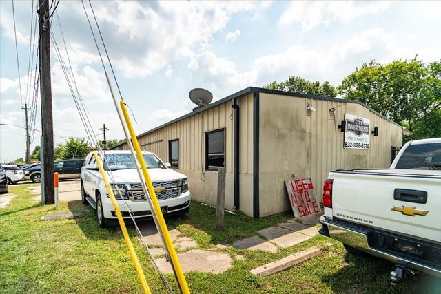 12969 W Hardy Road, Houston, TX 77037