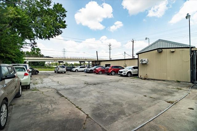 12969 W Hardy Road, Houston, TX 77037