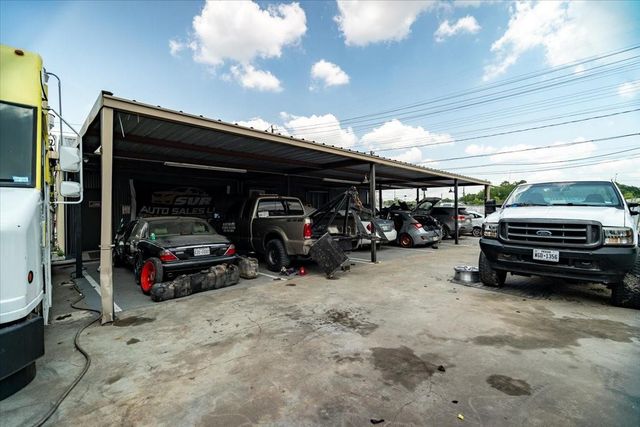 12969 W Hardy Road, Houston, TX 77037