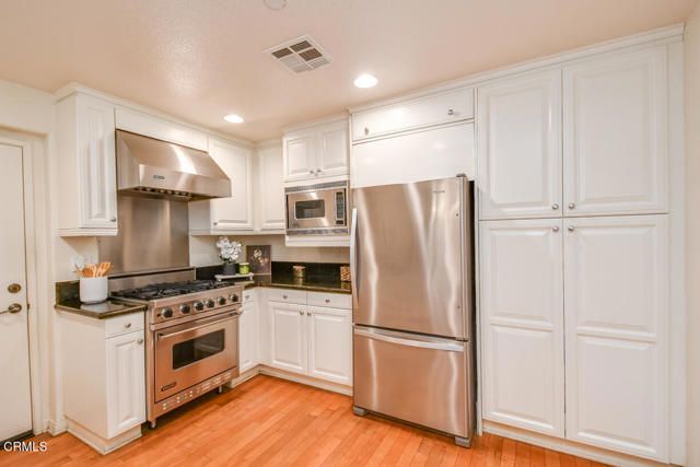 2461 Wagner Street 3, Pasadena, CA 91107