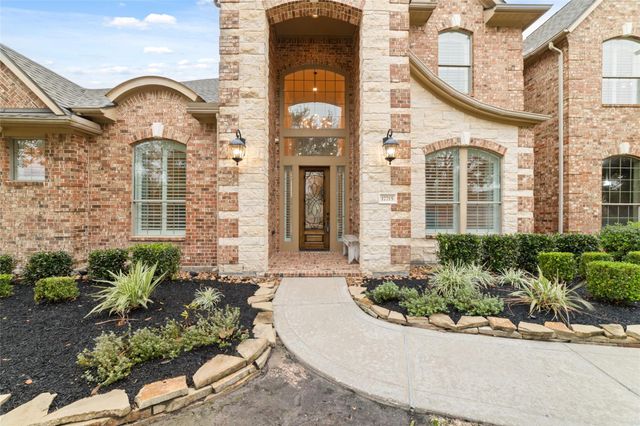 17715 Lakeside Haven Drive, Cypress, TX 77433