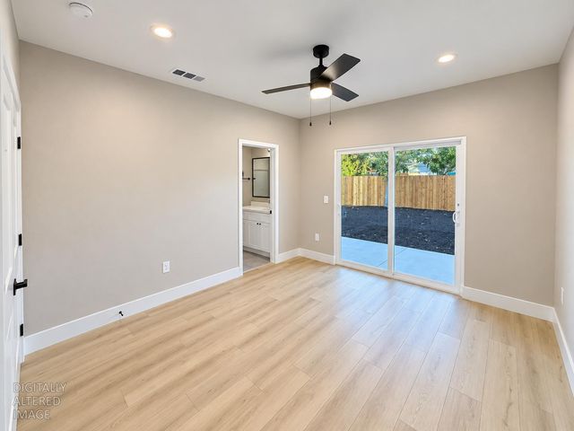 5861-5859 Wallace Ave, Sacramento, CA 95824
