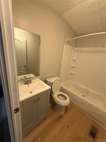 435 N 35th Avenue, Greeley, CO 80631