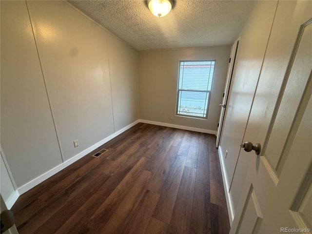 435 N 35th Avenue, Greeley, CO 80631