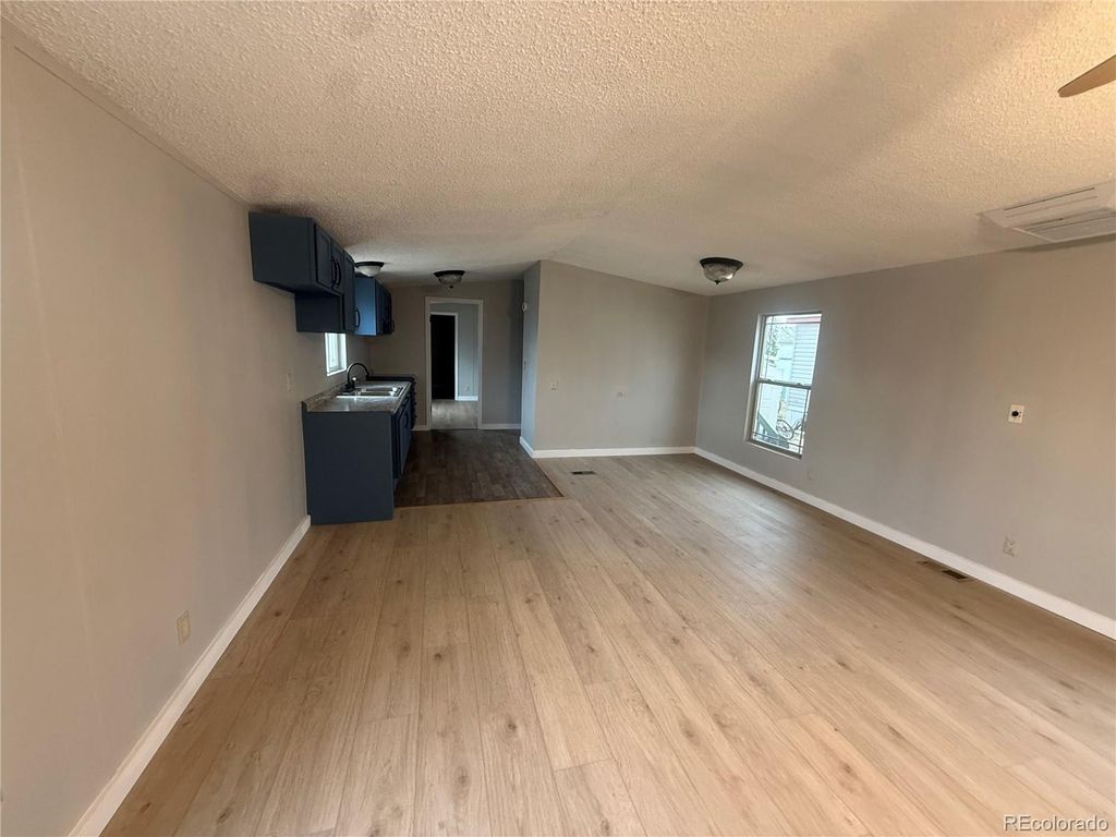 435 N 35th Avenue, Greeley, CO 80631