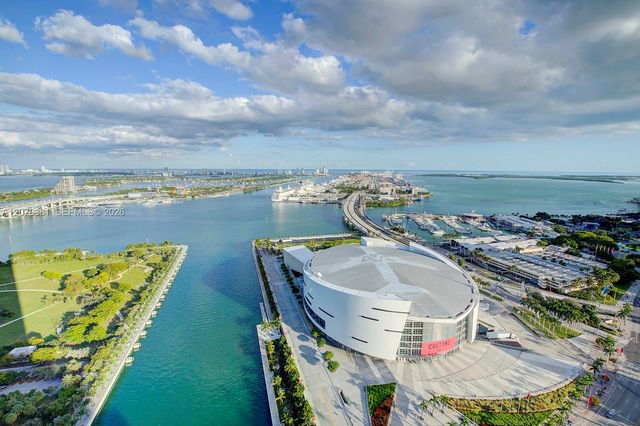 888 Biscayne Boulevard 4007, Miami, FL 33132