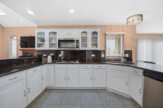 3703 Ballantrae Way, Flossmoor, IL 60422