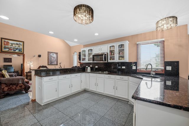 3703 Ballantrae Way, Flossmoor, IL 60422