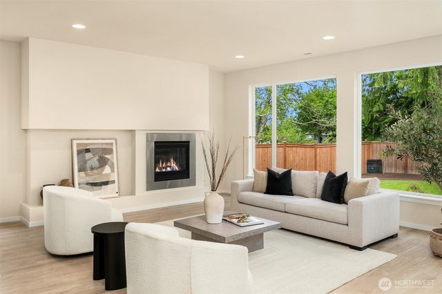 20328 SE 266th Street, Covington, WA 98042