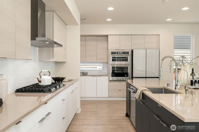 20328 SE 266th Street, Covington, WA 98042