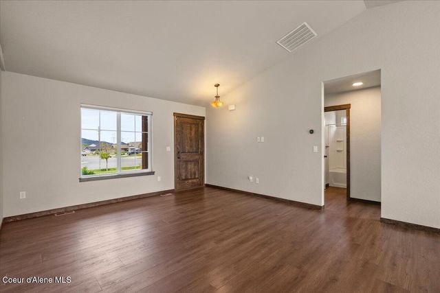 8544 W Seed AVE, Rathdrum, ID 83858