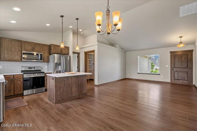 8544 W Seed AVE, Rathdrum, ID 83858