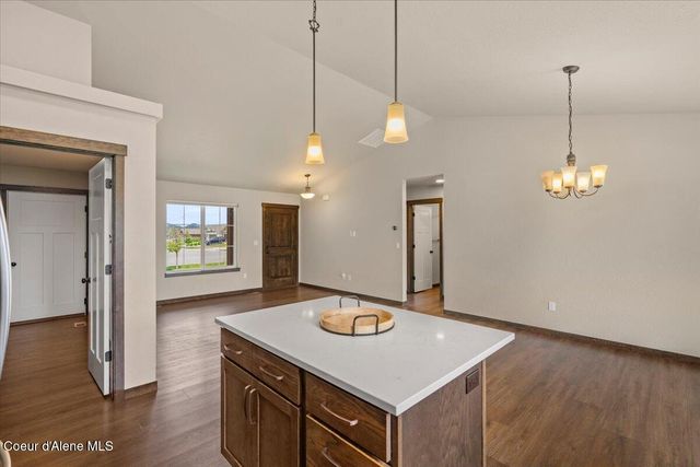8544 W Seed AVE, Rathdrum, ID 83858
