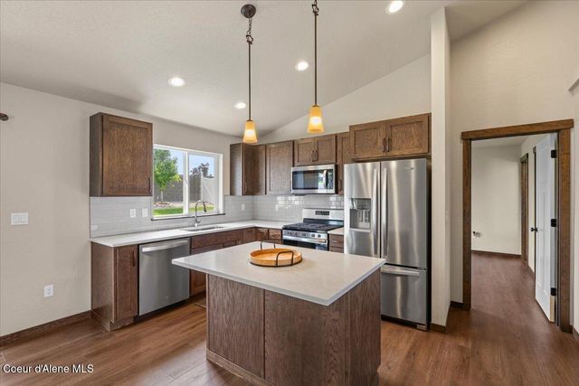 8544 W Seed AVE, Rathdrum, ID 83858