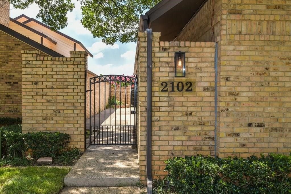 2102 Winter Sunday Way, Arlington, TX 76012 — exterior