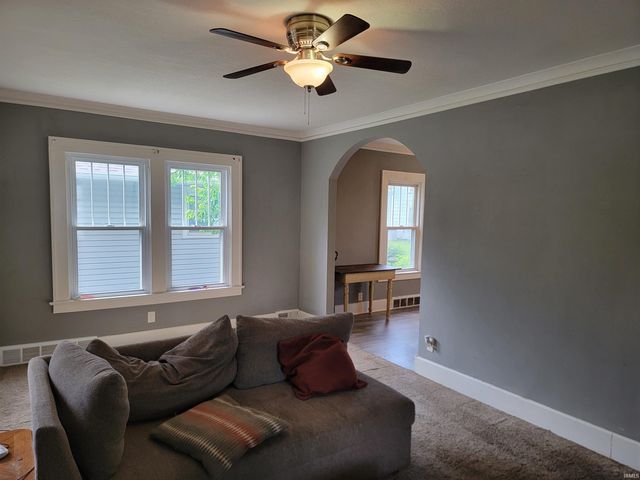 210 W 19th Street, Auburn, IN 46706
