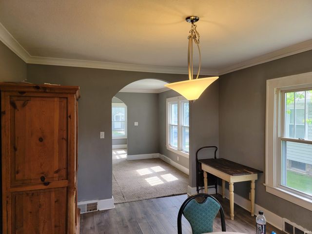 210 W 19th Street, Auburn, IN 46706