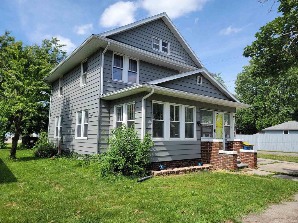 210 W 19th Street, Auburn, IN 46706