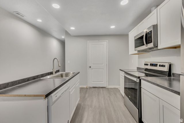 3552 W ALTA LOMA LN, South Jordan, UT 84095