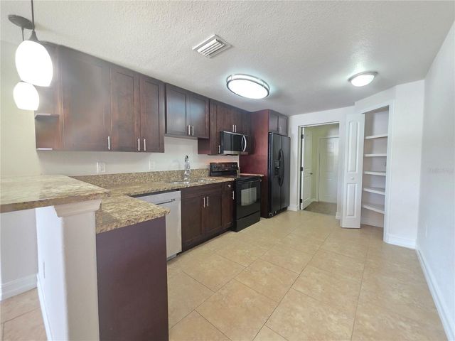 15532 CHAMBERLAIN BOULEVARD A, Port Charlotte, FL 33953