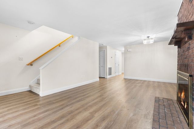 14 Williams C17, Danvers, MA 01923