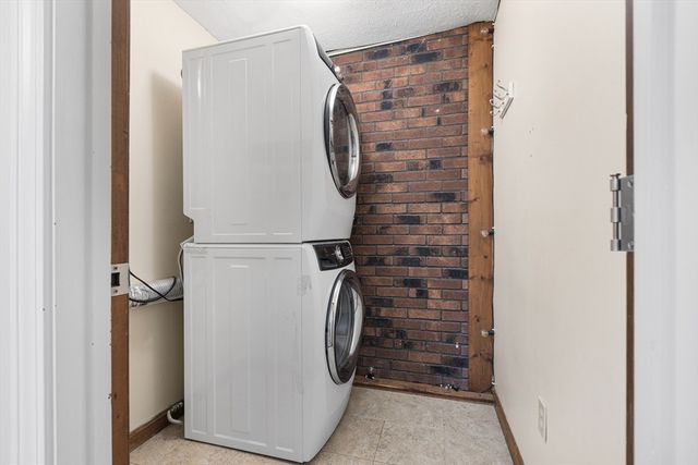 14 Williams C17, Danvers, MA 01923