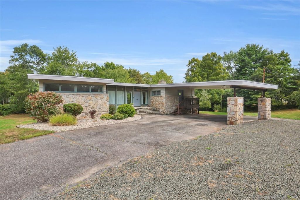 332 Academy Road, Cheshire, CT 06410