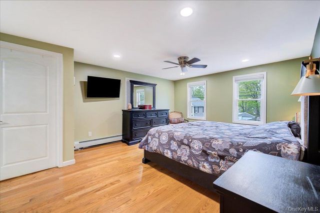 21 Division Street, Warwick, NY 10990